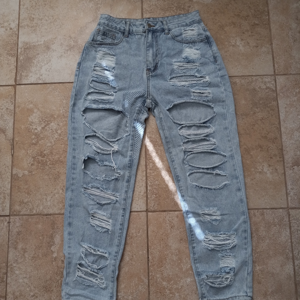 Blue frayed Jean for women L 32